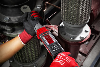 Аккумуляторный электронный динамометрический ключ 1/2'' Milwaukee M12ONEFTR12-201C FUEL (4933464970)