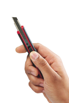 Нож для картона 9мм (48221960)