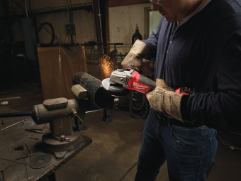 Аккумуляторная угловая шлифовальная машина Milwaukee M18 ONEFSAG125XPDB-0X FUEL (4933478433)