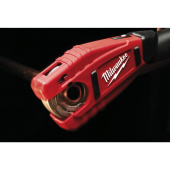 Аккумуляторный труборез Milwaukee C12PC-0 (4933411920)