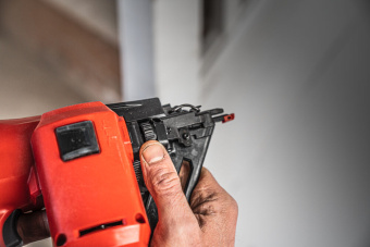 Аккумуляторный нейлер Milwaukee M18 FN16GA-0X (4933478094)