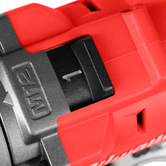Аккумуляторная дрель-шуруповерт Milwaukee M12 FDD2-602X (4933479875)