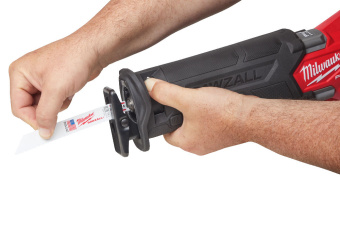 Аккумуляторная сабельная пила Milwaukee M18 FSZ-502X (4933478291)