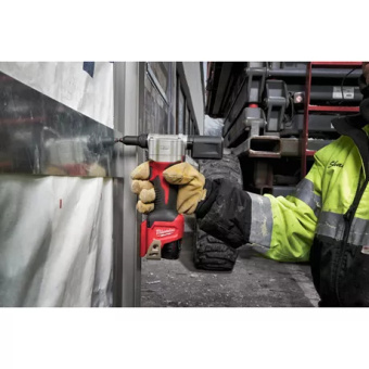 Аккумулятор заклепочник  Milwaukee M12 BPRT-201X (4933464405)