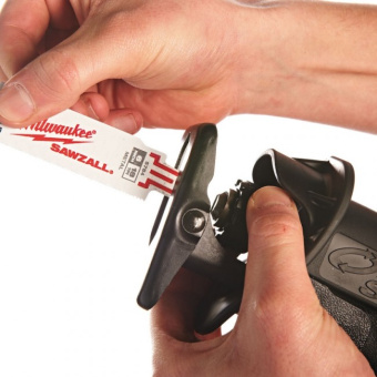 Сабельная пила Milwaukee SSPE 1300 RX (4933440590)