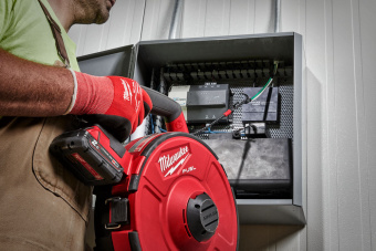 Аккумуляторное устройство для протяжки кабеля Milwaukee M18 FPFT-202X 36mSt Set FUEL (4933471953)
