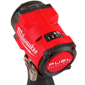 Аккумуляторный гайковёрт M12 FCIWF38G3-0