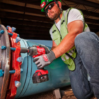 Аккумуляторный гайковёрт Milwaukee M18 FHIW2P12-502X (4933492786)