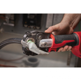 Аккумуляторный гидравлический инструмент для обжима кабеля Milwaukee M18 HCCT-201C FUEL ONE-KEY (4933451194)