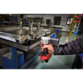 Аккумулятор заклепочник  Milwaukee M12 BPRT-201X (4933464405)