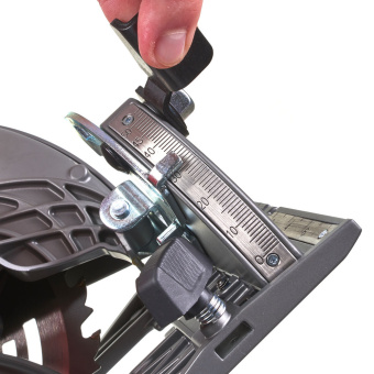 Аккумуляторная циркулярная пила Milwaukee M18 FCSRH66-0 (4933471444)