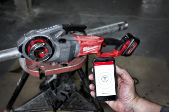 Аккумуляторный резьбонарезной инструмент для труб Milwaukee M18 FPT2-0C (4933478596)