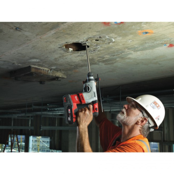 Аккумуляторный перфоратор Milwaukee HD18 H-402C (4933443468)