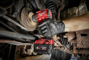 Аккумуляторный гайковерт Milwaukee M18FMTIW2P12-502X FUEL (Li-Ion 5 Ач) (4933478453)