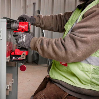 Шуруповерт Milwaukee M18 ONEPD3-502X (4933492801)