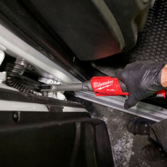 Аккумуляторная трещотка Milwaukee M12 FPTR-202X FUEL сквозная INSIDER™ (4933480754)