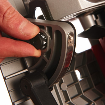 Циркулярная пила Milwaukee CS 60 (4933419225)