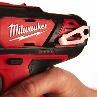 Аккумуляторная дрель-шуруповерт Milwaukee M12BDD-0 (4933441930)