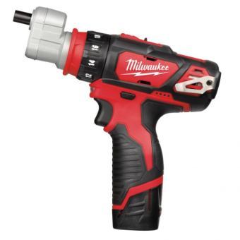 Аккумуляторная дрель-шуруповерт со сменными насадками Milwaukee M12 BDDXKIT-202C (4933447836)
