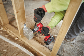 Аккумуляторная дрель-шуруповёрт Milwaukee M18 FDD3-0X (4933479862)