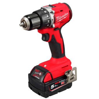 Аккумуляторная ударная дрель-шуруповерт Milwaukee M18 BLPDRC-502C (4933492826)