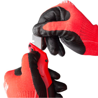 Нож выдвижной многофункциональный компактный