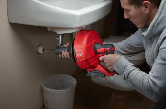 Аккумуляторная прочистная машина Milwaukee M12 BDC8-0C (4933451632)