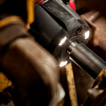 Аккумуляторный гайковёрт Milwaukee M18 FMTIW2F12-0 (4933498057)